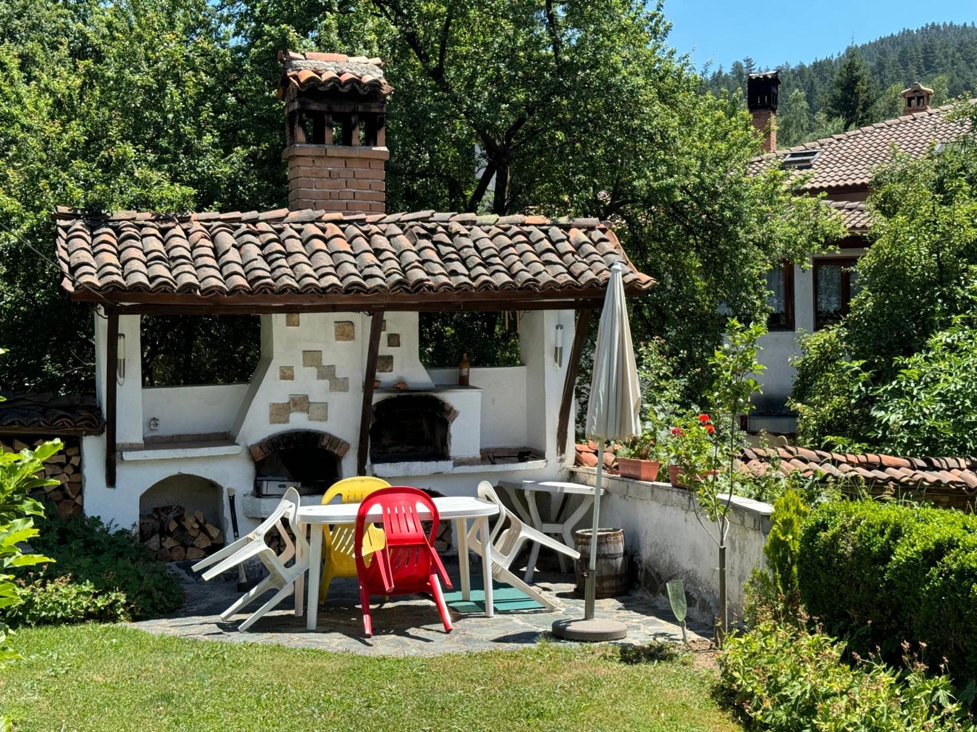 Borimechkova Kashta Hotel Koprivstica Kültér fotó